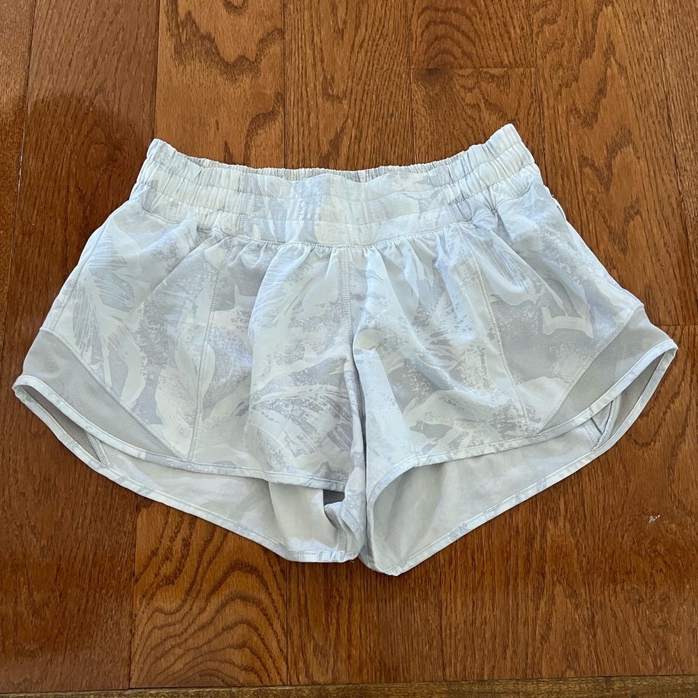 Lululemon hotty hot shorts